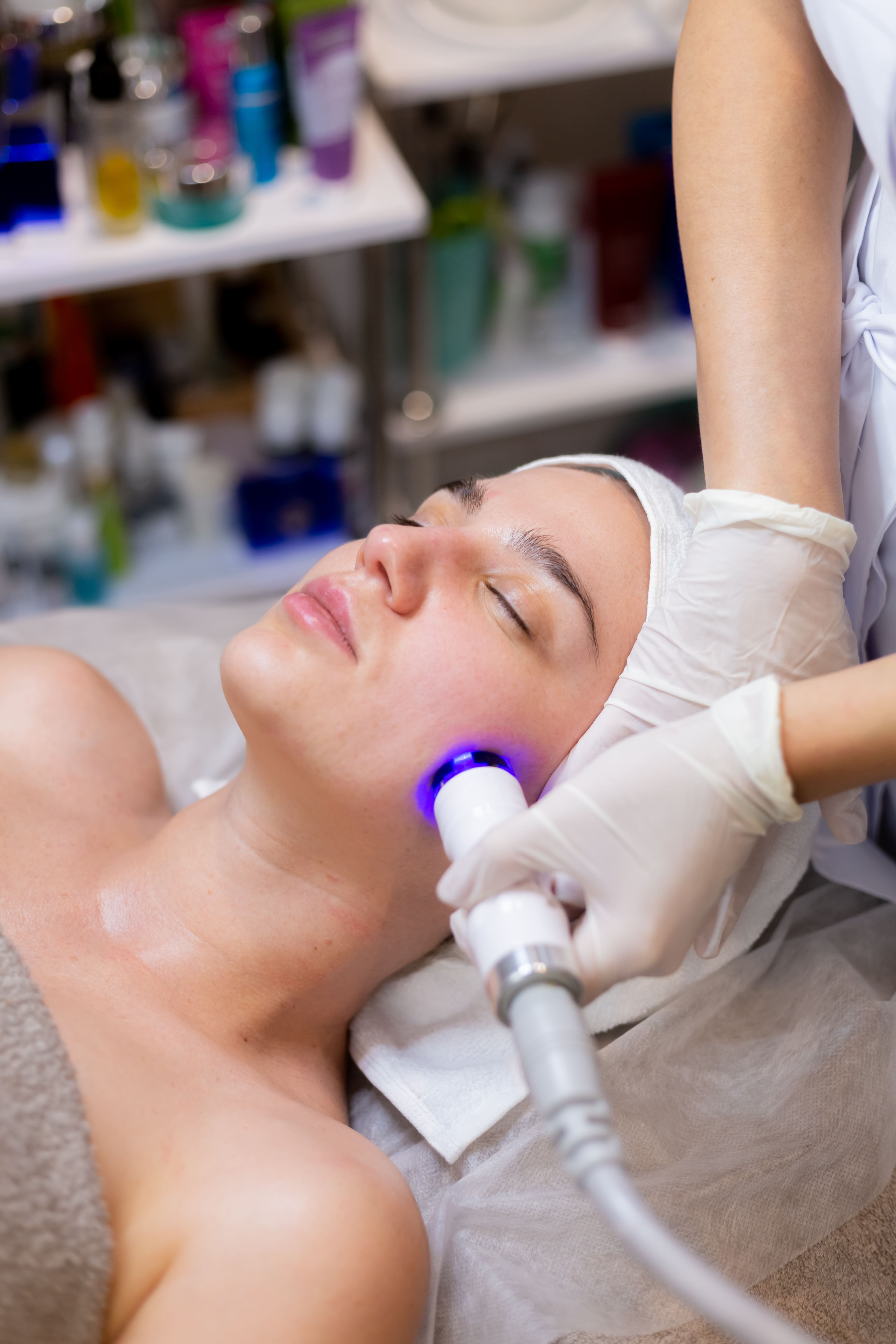 laser-based-therapeutics-devices-rising-use-in-dermatology-and-urology