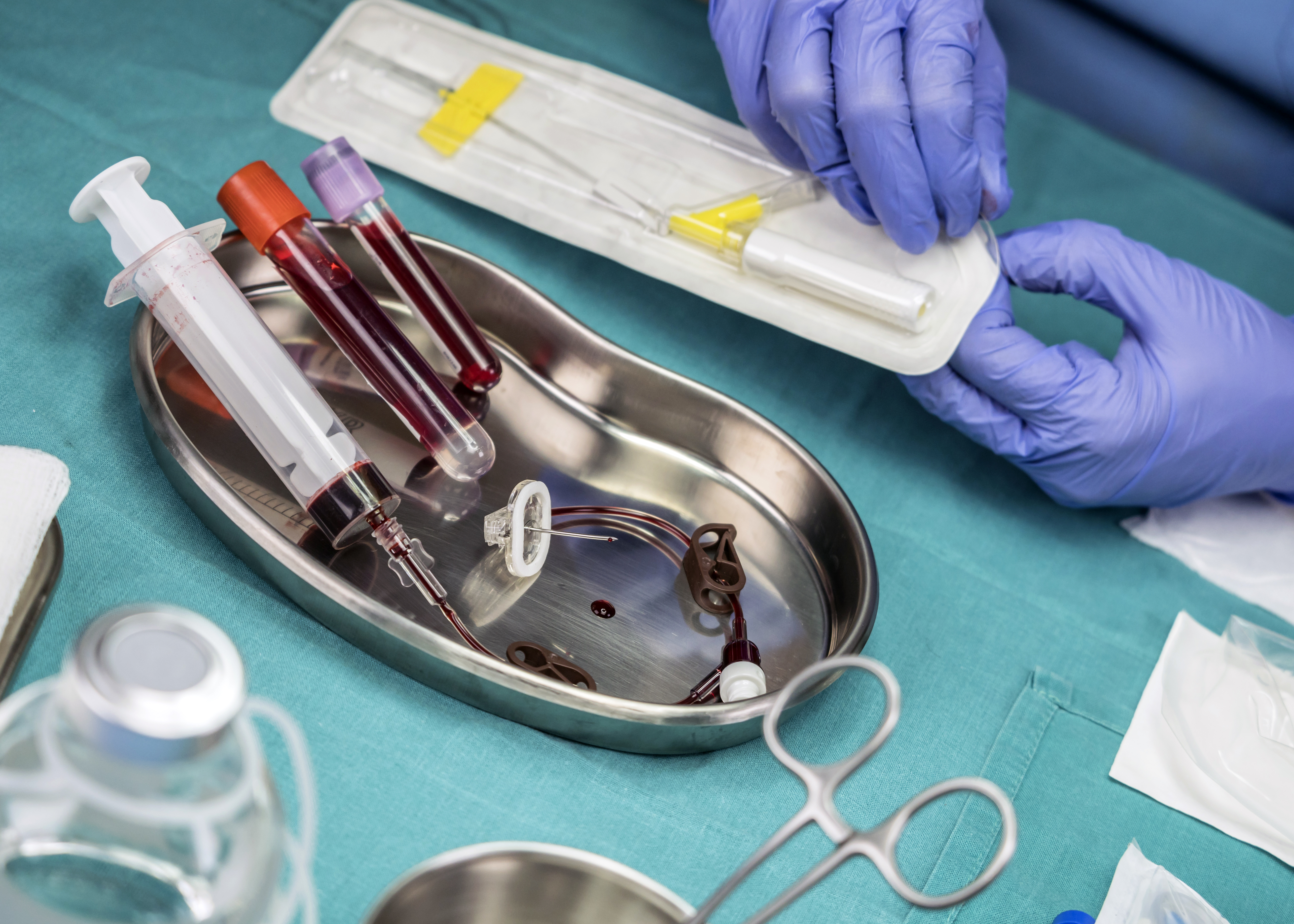 market-snapshot-surgical-sealants-adhesives-and-hemostats