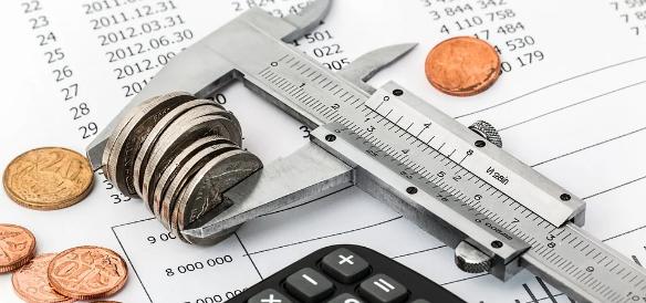 Unit economics benchmarking (procedures / services / products)